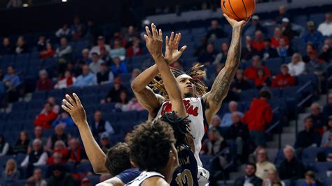 Ole Miss basketball picks up resume-boosting win over UCF