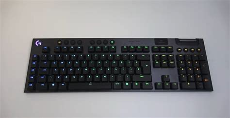 How To Connect Logitech G915 Keyboard - talkkeyboard.com