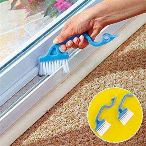 Best-Reviewed Products for Cleaning Your Windows | Family Handyman