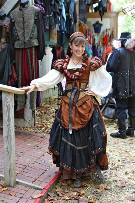 Pin by James Amor on Renaissance/Pirate/Fantasy | Renaissance festival costumes, Renaissance ...