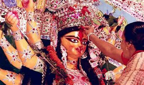 Durga Ashtami Puja 2016: Durga shlokas & Maha mantra’s to seek divine ...