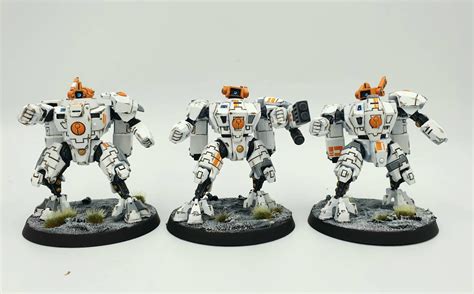 3 X Tau XV8 Crisis Battlesuits Fully Magnetised Painted Miniatures ...