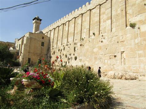 Hebron - Israel editorial image. Image of machpela, israeli - 30975745