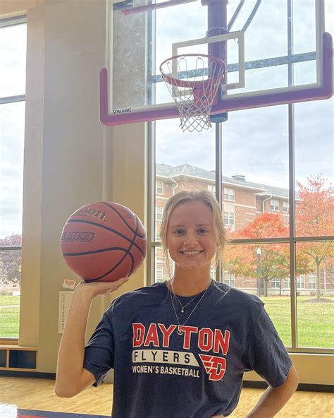 FLYER AUTHENTICS® SPORT TEE DAYTON FLYERS WOMEN'S BASKETBALL ...