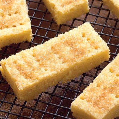 Mary Berry Easy Homemade Shortbread Recipe with Flour & Butter