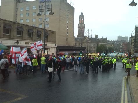 Pictures from the EDL protest : bradford