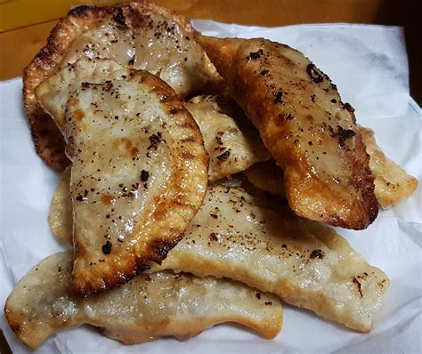 [Homemade] Fried pierogi stuffed with sauerkraut : r/food