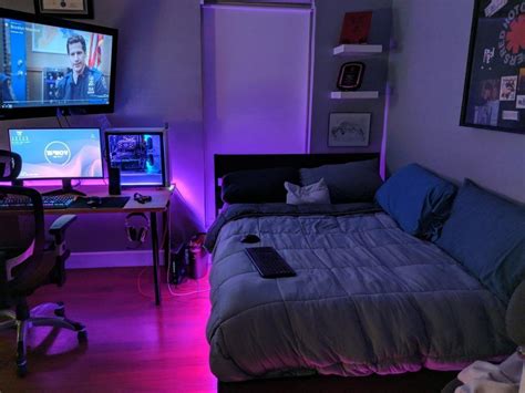 50 Awesome Gaming Room Setups [2020 Gamer's Guide] Boy Bedroom Design, Mens Bedroom, Bedroom ...