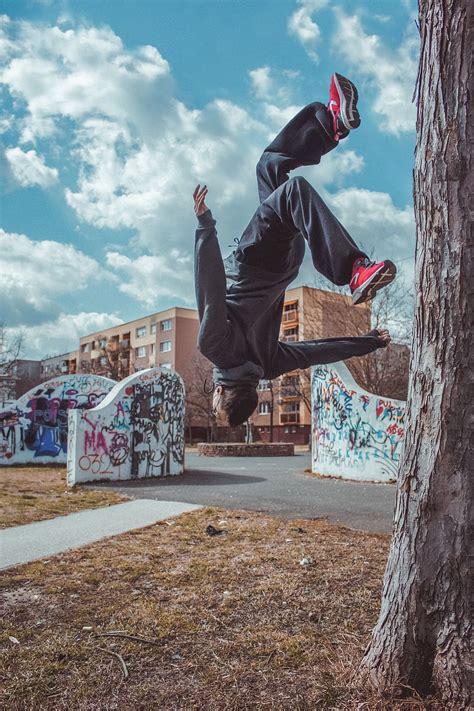 Parkour Backflip Wallpaper