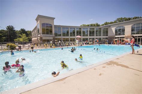 Torigian Family YMCA Outdoor Pool - YMCA of Metro North