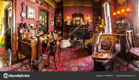 Sherlock Holmes Museum – Stock Editorial Photo © bloodua #147545153