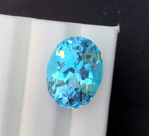 Stunning21.40 Ct Natural Blue Topaz Gemstone