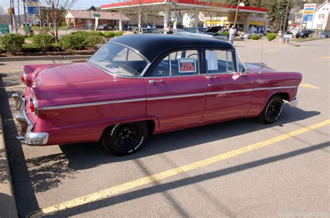 1955 Ford Customline Specifications & Dimensions