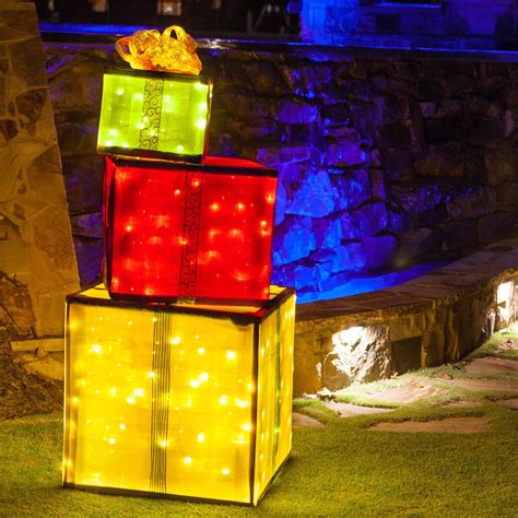 DIY Christmas Decorations - 4 Lighted Gift Boxes - Christmas Lights ...