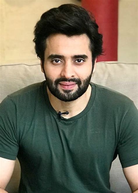 Jackky Bhagnani Height, Weight, Age, Girlfriend, Family, Facts, Biography