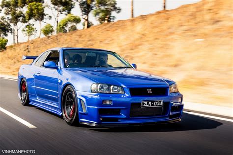 Skyline GT-R R34 on TE37s - FARMOFMINDS