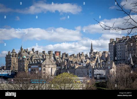 Edinburgh old town Stock Photo - Alamy