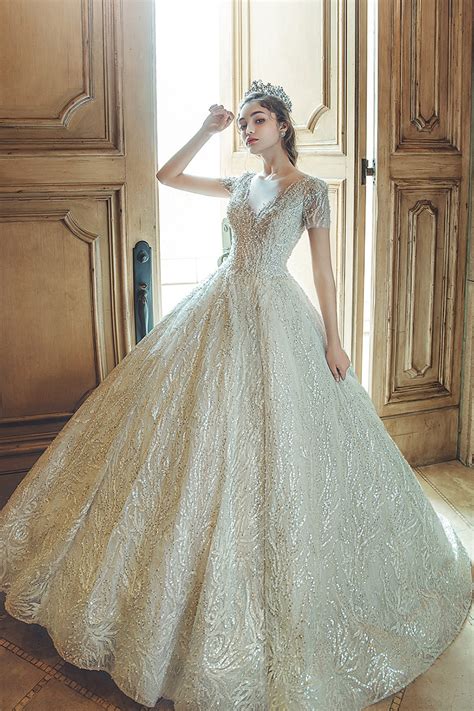 15 Statement Princess Wedding Dresses Fit For A Modern Regal Bride ...