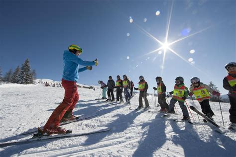 Group Ski Lessons Italy: ⛷️ 40+ Courses with Best Prices 20/21 - CheckYeti