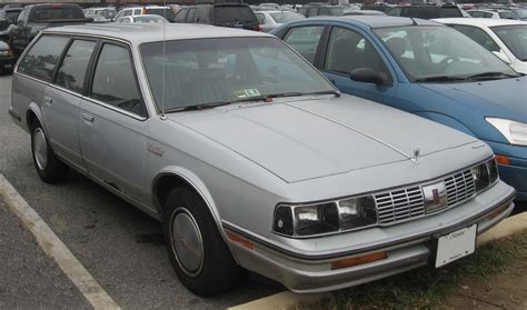 Oldsmobile Cutlass Ciera Station Wagon 1981 - 1996 Specs and Technical Data, Fuel Consumption ...