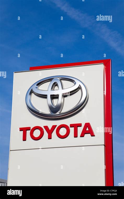 Toyota main dealers sign, London, UK Stock Photo - Alamy