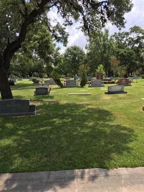 6 Single Grave Spaces on Sale Now $3Kea! Forest Park Lawndale Houston, TX in 2020 | Forest park ...