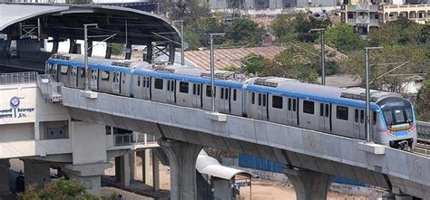 Raghu's column!: The Hyderabad Metro Rail has finally arrived!