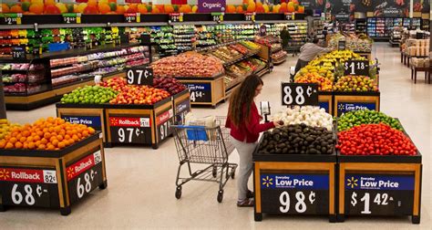 Walmart vs. Amazon in the produce aisle: New 'open market' format takes cues from Whole Foods ...