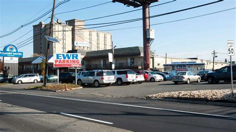 Elizabeth EWR Airport Parking | Way