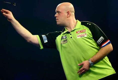 Top 10 Greatest Darts Players of All Time - Sports Show