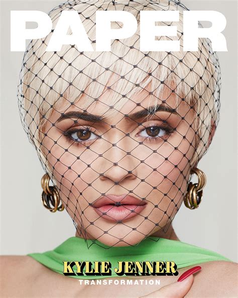 A Blonde Kylie Jenner Talks Plastic Surgery and Makeup with 'Paper' | Kylie jenner, Kylie jenner ...