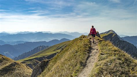 Neuroscientist: To Keep Your Brain Young, Go Hiking | Inc.com