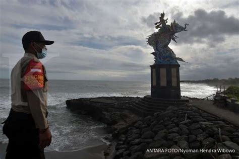 Cuaca besok di Jawa dan Bali: Denpasar hujan ringan, Bandung hujan sedang