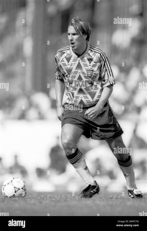 PAUL MERSON, ARSENAL FC, 1991 Stock Photo - Alamy