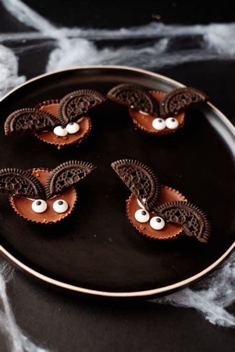 Halloween Bat Cookies (No Bake) - Yummy Recipe