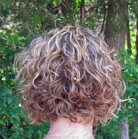 Best 25+ Short permed hairstyles ideas on Pinterest | Short curly ...