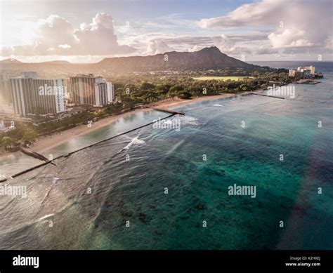 Aerial view of Diamond Head, the Ocean and beach in Waikiki Honolulu ...