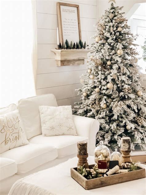 Affordable Farmhouse Christmas Trees - The Curated Farmhouse