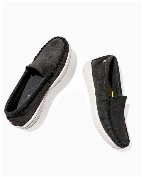 Men's Moccasins | Minnetonka Moccasin | Minnetonka