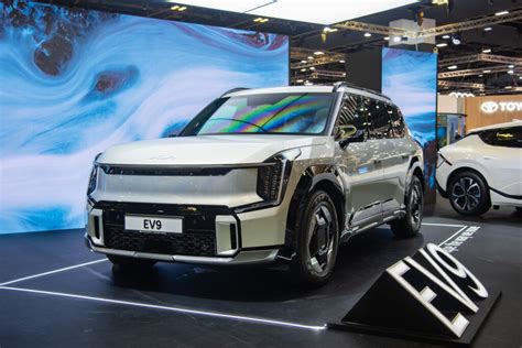 Kia EV9 Launched At The 2024 Singapore Motor Show - CarSpiritPK