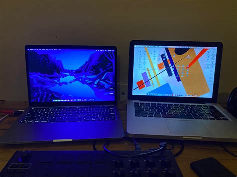 MacBook Pro 2010 Vs MacBook Pro M1 2020! Whoshhh! 😅 : r/macbook