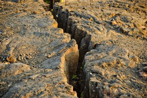 How strike-slip faults form and lead to earthquakes • Earth.com