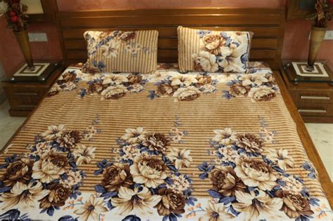 Printed Polyester Flannel Bed Sheets at Rs 600/set in Ludhiana | ID: 11177259762