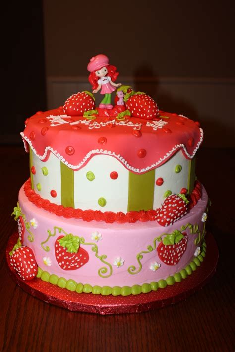 Strawberry Shortcake Birthday Cake - CakeCentral.com