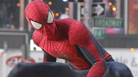 Andrew Garfield Says Studio Cuts Hurt The Amazing Spider-Man 2 - IGN