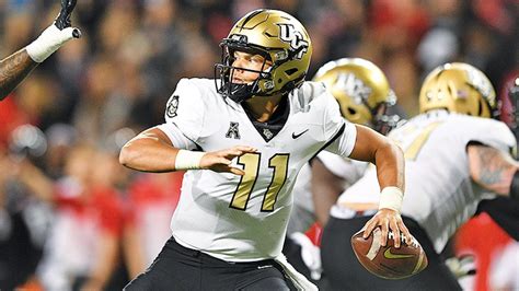 UCF’s Dillon Gabriel Carves Up East Carolina in a Blowout Victory – 24 Flix