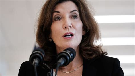 Gov. Kathy Hochul pushes for overhaul of reading education as test ...