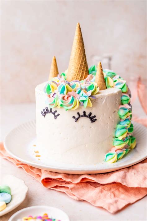 Unicorn Cake Recipe (Step by Step)