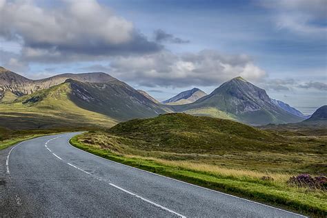 The Cuillin Mountains Of Skye 2 Photograph by Chris Thaxter