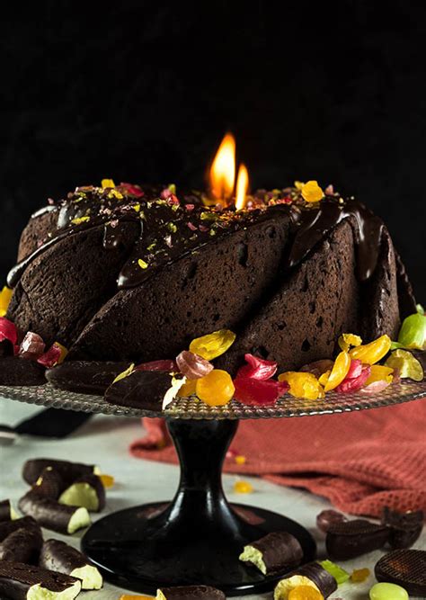 Amazing Award-Winning Double Chocolate Volcano Cake - fountainof30.com